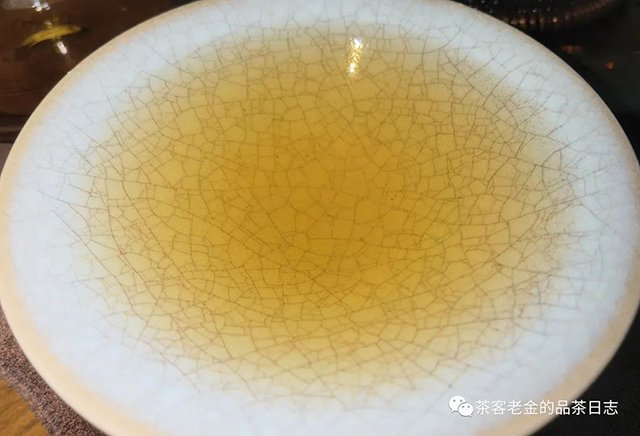 庄主号2020年大黑树林普洱茶