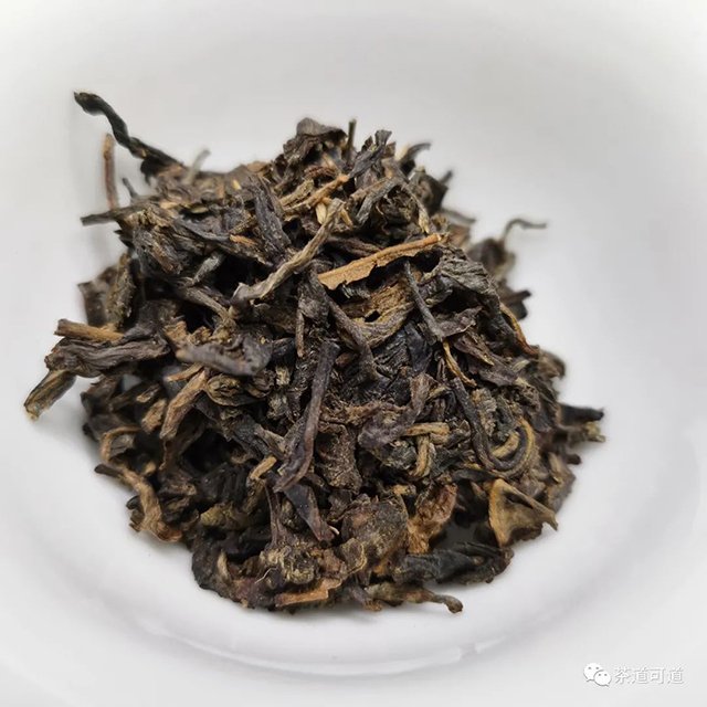 2014年下关金丝沱茶普洱生茶