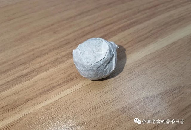 苦行茶僧曼松龙珠普洱茶