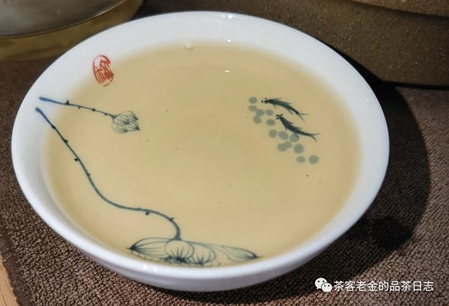 困鹿山制茶人2021年易武国有林古树4号地块普洱茶
