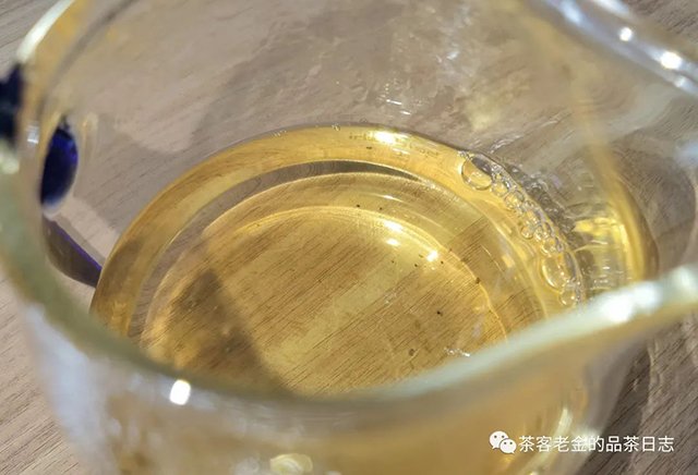 困鹿山制茶人2021年易武国有林古树4号地块普洱茶