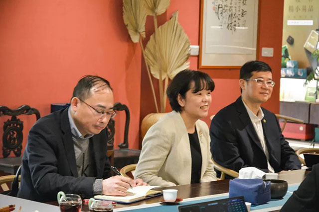 双陈年份茶
