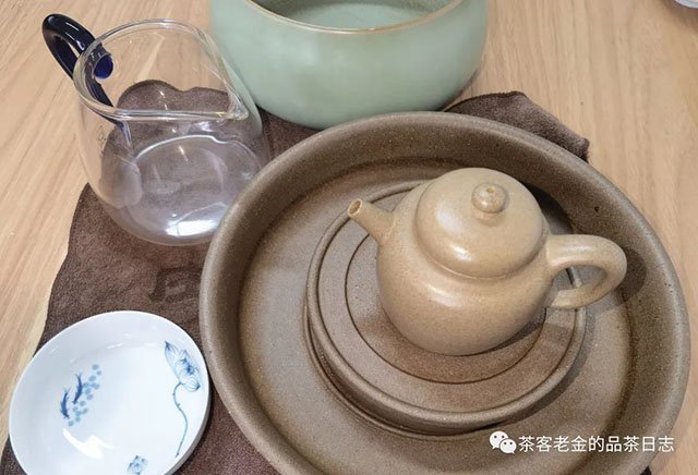 茶者无喧2016年莽枝单株普洱茶