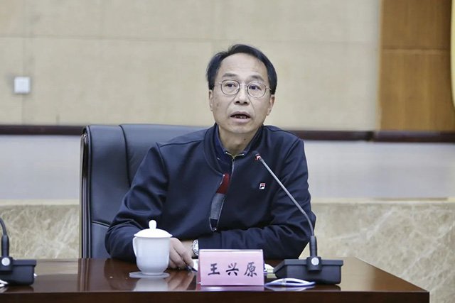 云南省农业农村厅二级巡视员王兴原