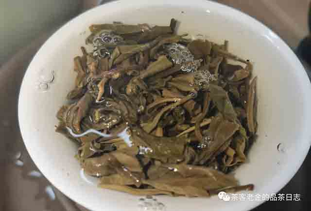 笑我疯颠不足道普洱茶