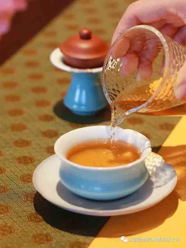 天威德成2023年玉韵雅月生茶