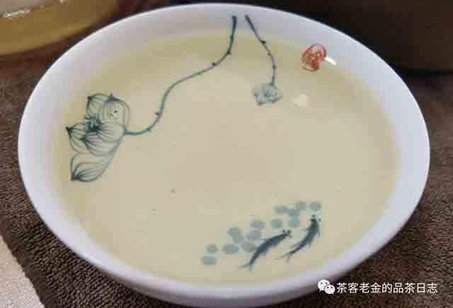 栩月古茶2023年易武森野班章普洱茶