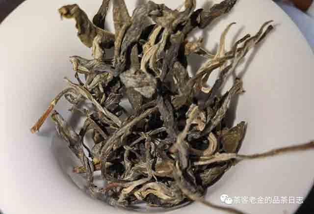 笑我疯颠2023年茶王地班章普洱茶
