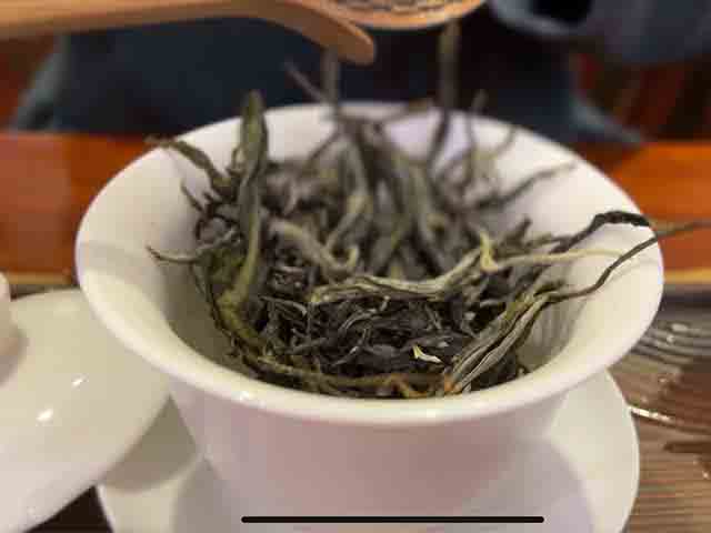 2023年小荒田古树茶1号样