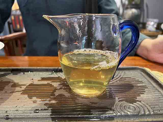 2023年小荒田古树茶1号样