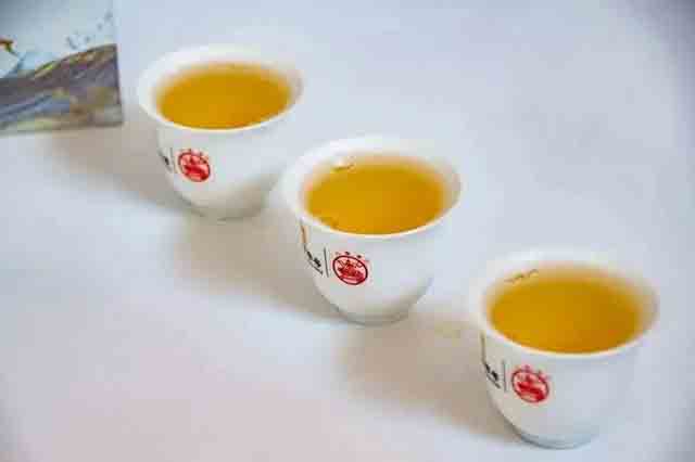 八角亭冰岛有机饼茶品质特点