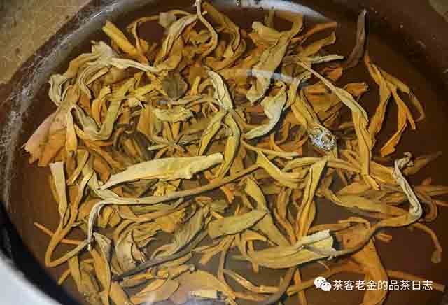 馨兰熙号自藏易武老茶普洱茶