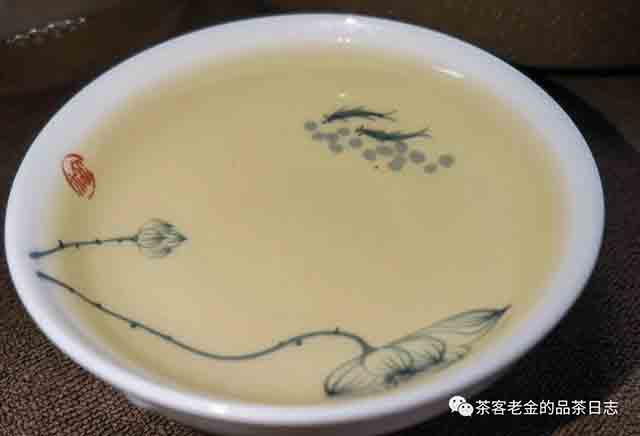 栩月古茶2023年普桑河马鞍山普洱茶