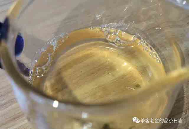 困鹿山制茶人2023年困鹿山大叶单株普洱茶