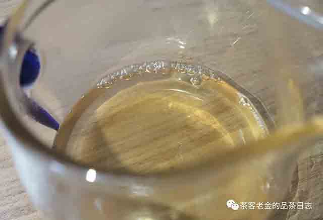 困鹿山制茶人2023年困鹿山单株普洱茶