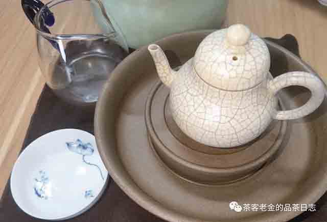 老爷说不将就2021年老曼峨普洱茶