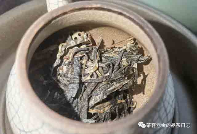 老爷说不将就2021年老曼峨普洱茶