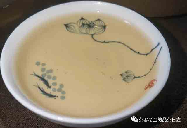 老爷说不将就2021年老曼峨普洱茶