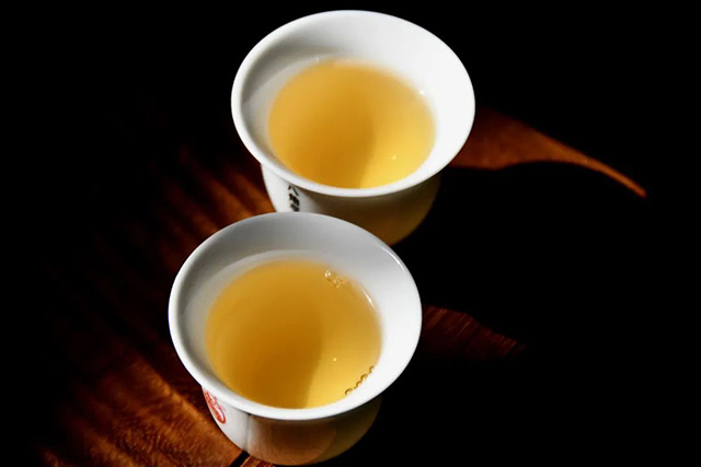 八角亭2023年冰岛五寨普洱茶