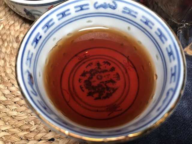 大益2012年金针白莲熟茶品质特点