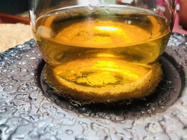 下关沱茶2021布朗山孔雀生态饼品质特点