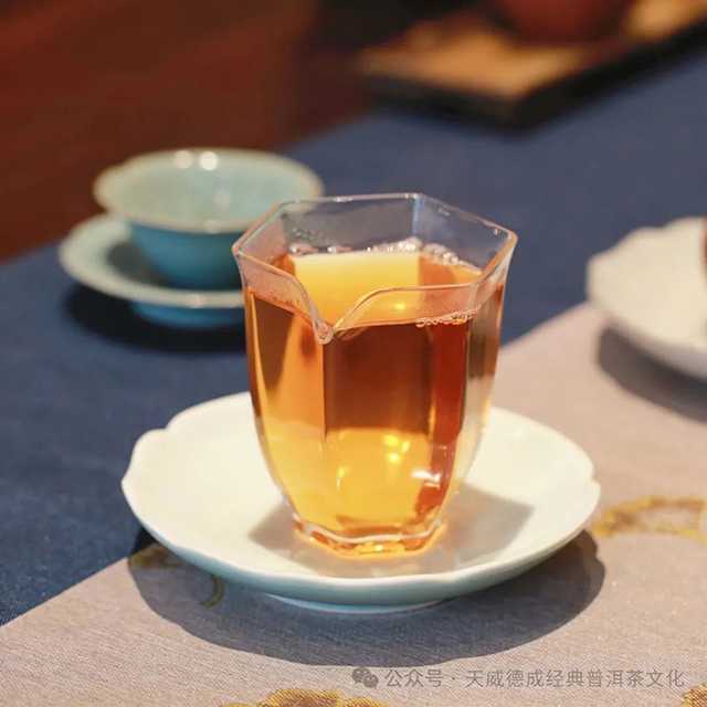 �����³�2012����������Ʒ���ص�