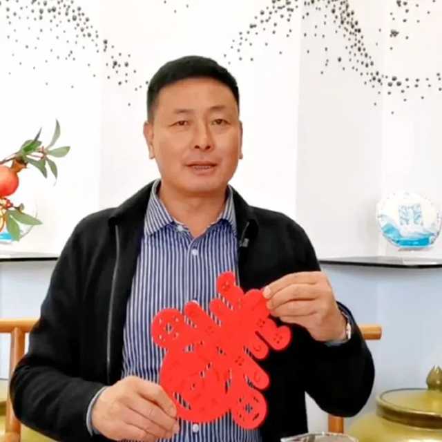 孔灿钟福建龙井岗茶业有限公司董事长
