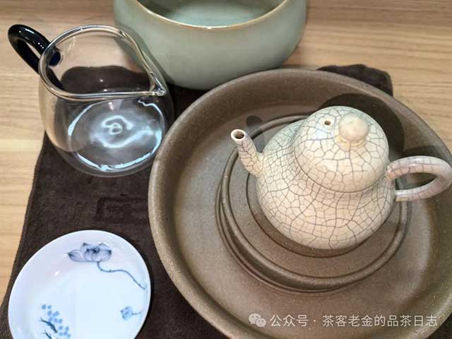 双弗山李建杰2022年溪源三棵树普洱茶