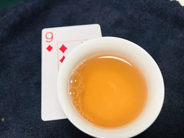 山青花燃2016年峻山普洱茶品质特点