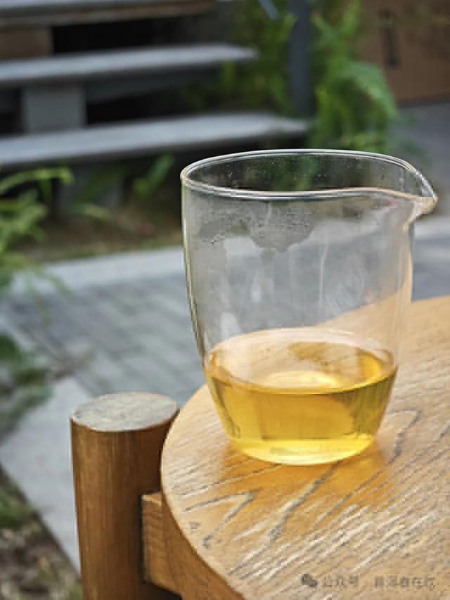 宝和祥2401标普75青饼