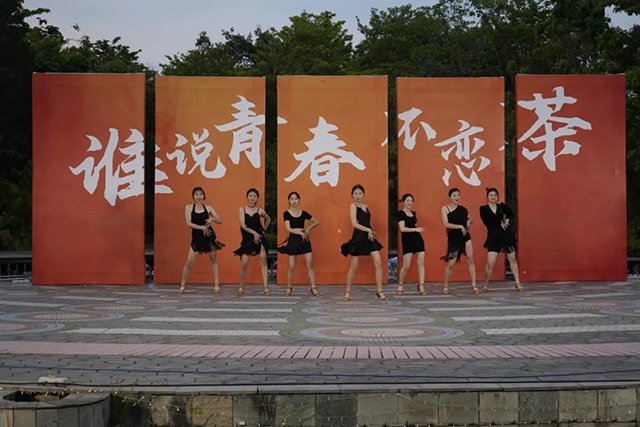 谁说青春不恋茶我们眼中的中国茶