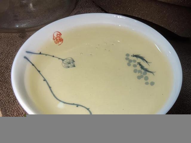吾茶共饮2024年高杆普洱茶