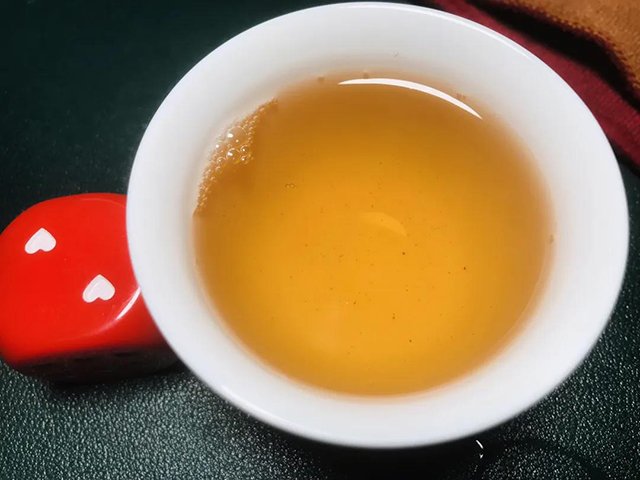 广隆2020喜心青饼普洱茶品质特点