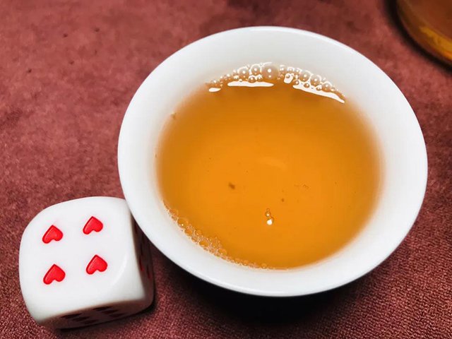 山青花燃朕知道老班章迷你沱普洱茶品质特点
