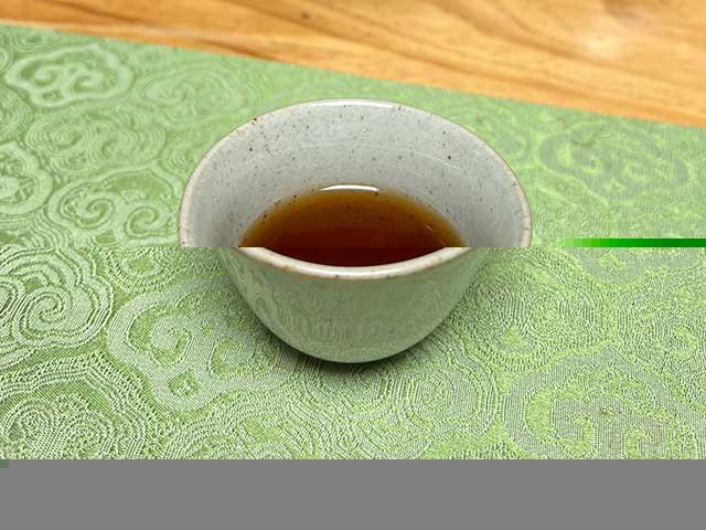 图为芊芷源2020年醇和古树熟茶