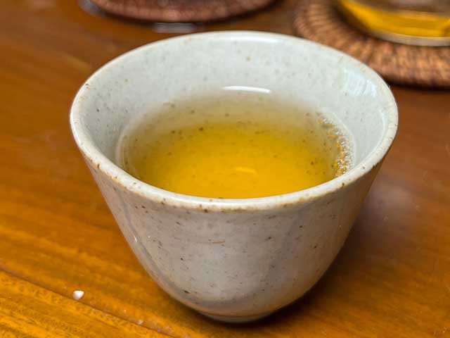 图为私人定制茶2003年7532青饼