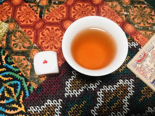 大益2011年易武正山青饼普洱茶