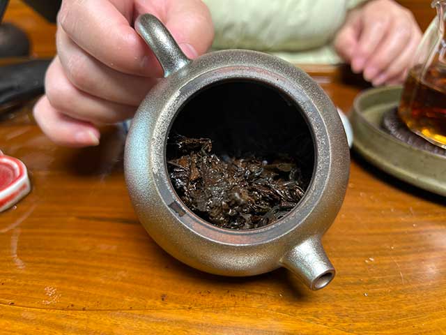 陈香、糯甜、米汤感!这款80年代鸿泰昌远年七子饼茶熟茶,喝一口就上瘾