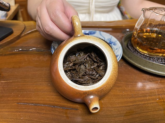 1996年花园茶厂首批敬字号青饼
