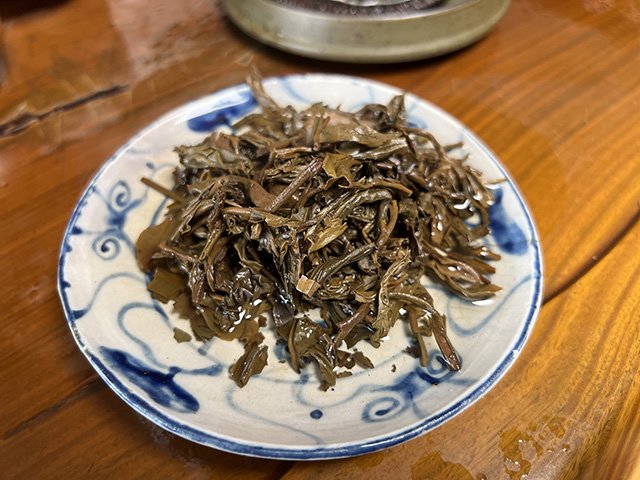 图为90年代1996年7542青饼