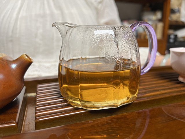 图为福海厂2003年易武正山小金瓜茶