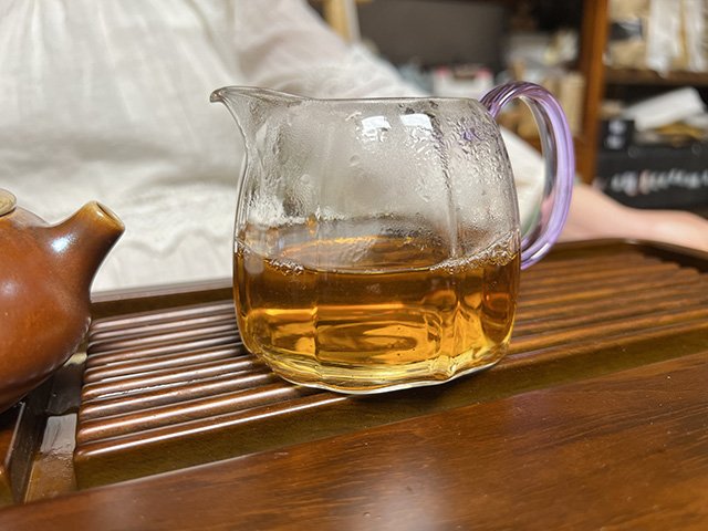 图为福海厂2003年易武正山小金瓜茶