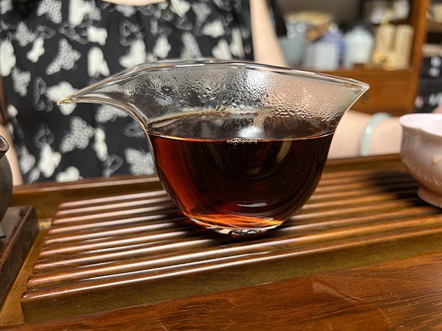 图为昆明仓2003年宫廷熟茶散料