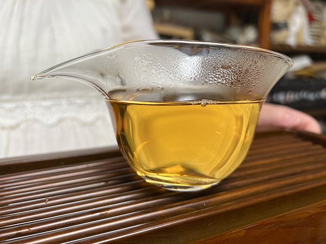 图为福海厂2003年易武正山小金瓜茶