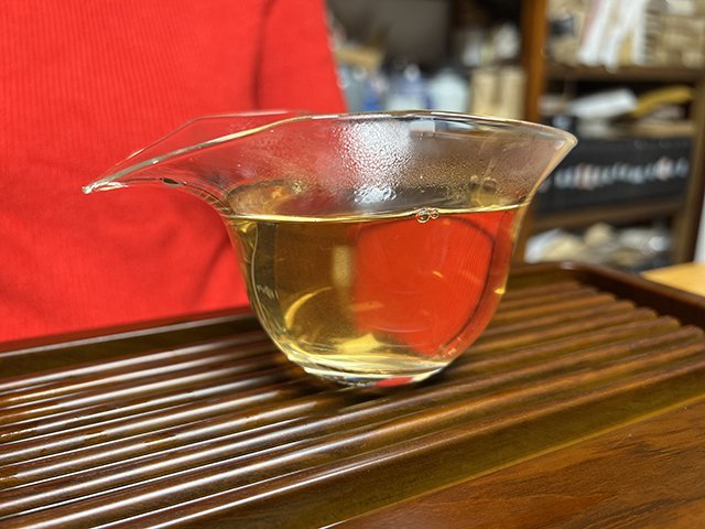 图为私藏红印2015年薄荷塘古树茶