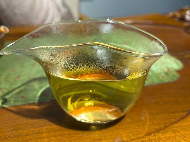 图为私藏茶2018年挑采昔归古树普洱茶