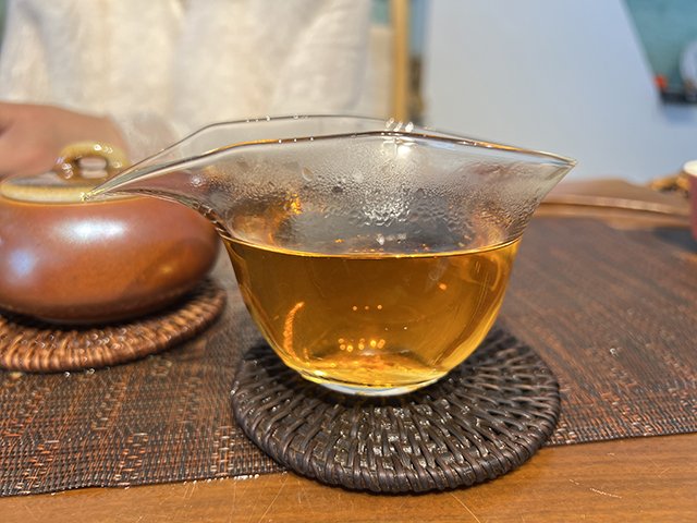 图为2007年黎明班章王青饼