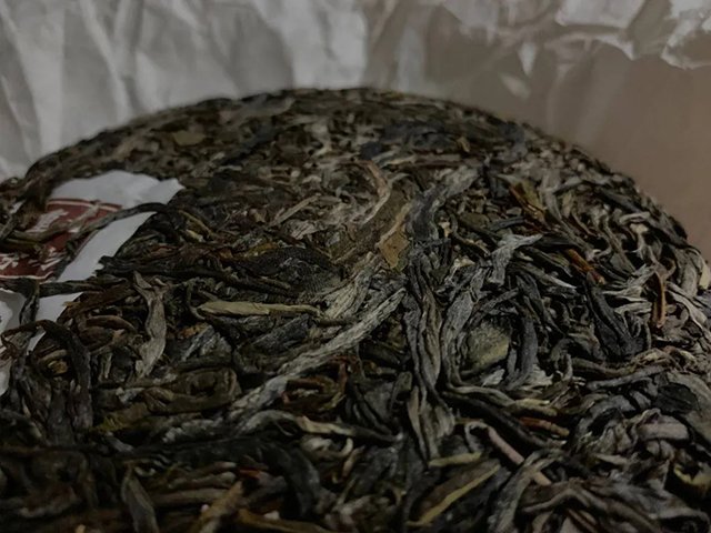 重山茶坊2019年南糯山半坡寨美人地古树小饼
