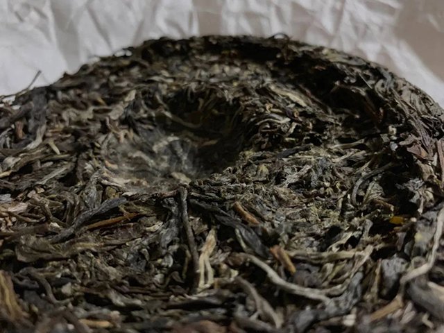 重山茶坊2019年南糯山半坡寨美人地古树小饼