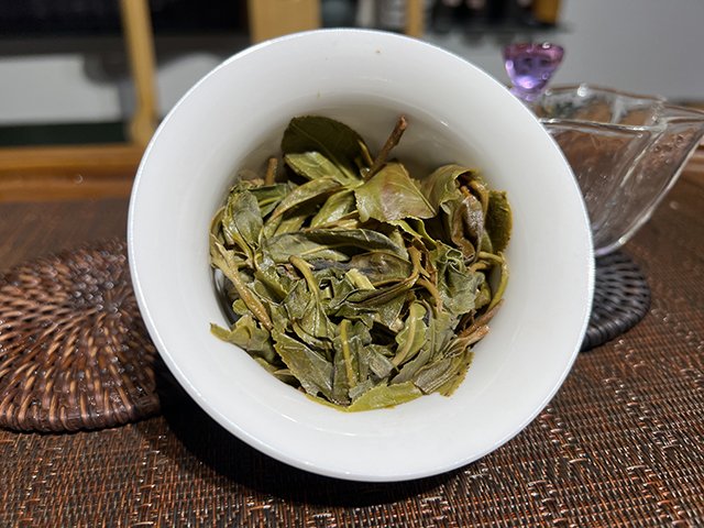 图为2026年邦东草籽地古树茶散料H总样本